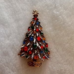 Christmas in July!! Christmas tree brooch